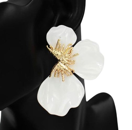 Lila Petals Earrings detail – Lila Miami