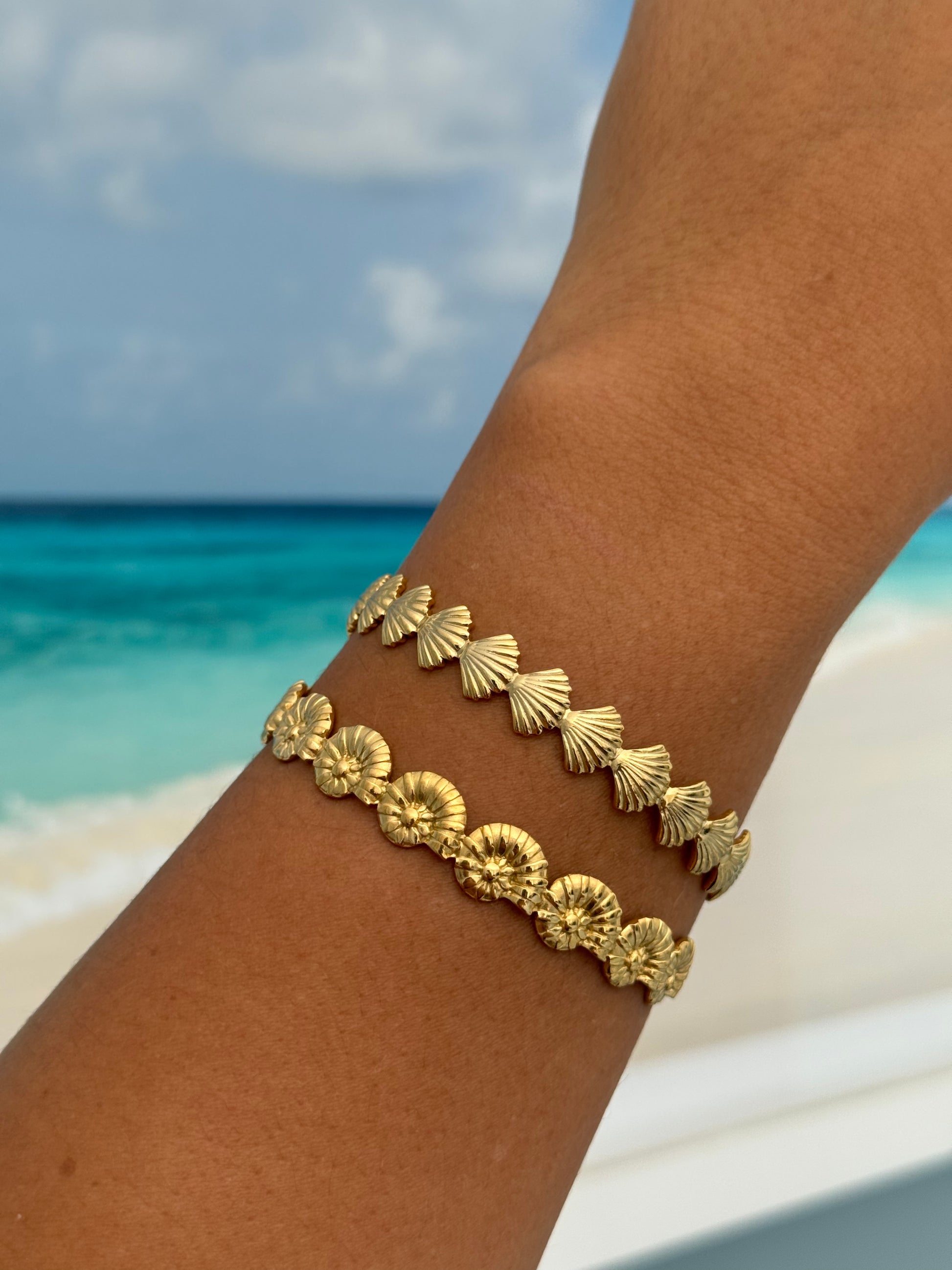 Oceana Shell Bracelet