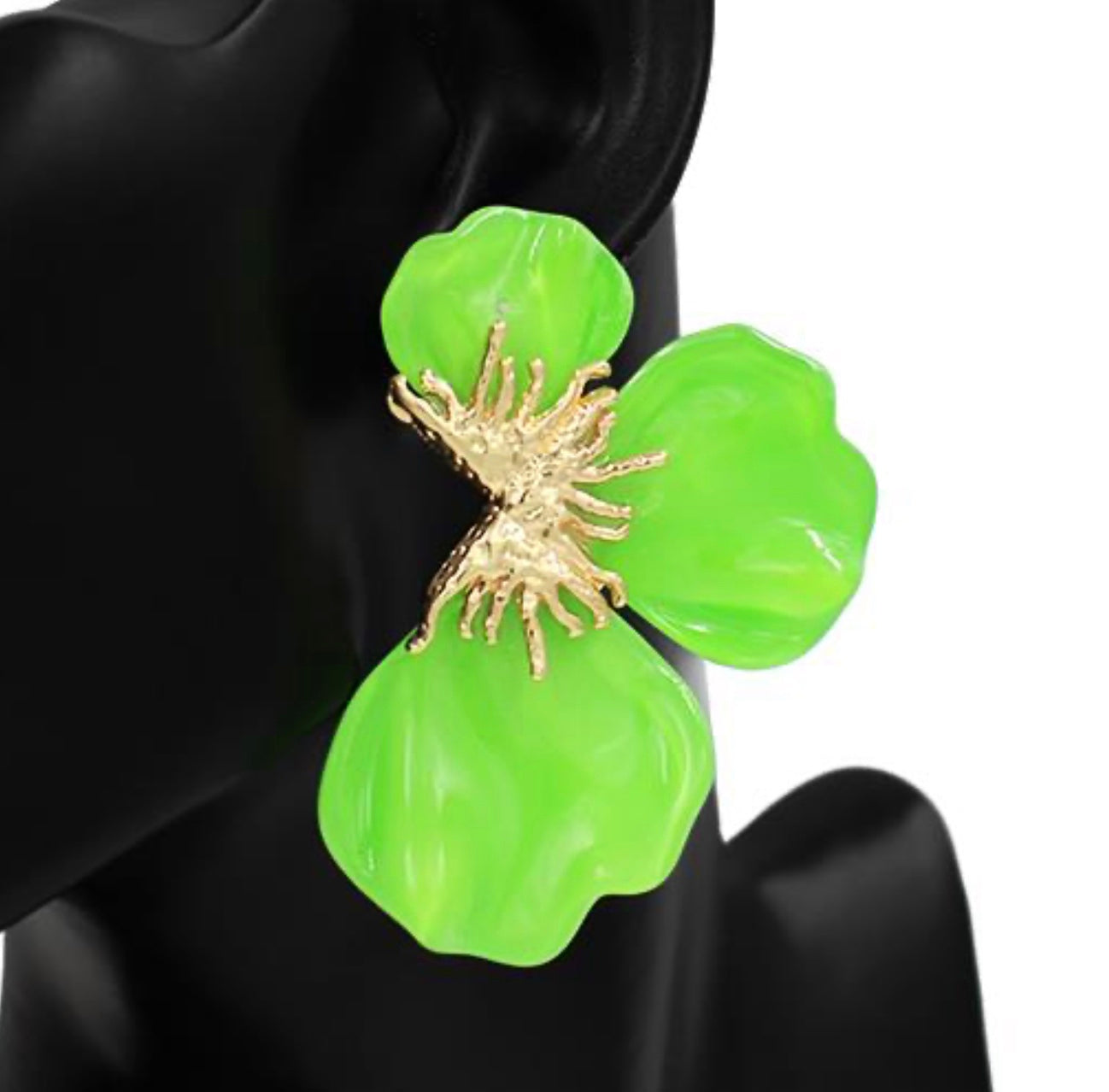Lila Petals Earrings